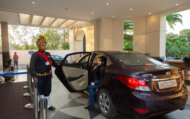 The Competent Palace Hotel