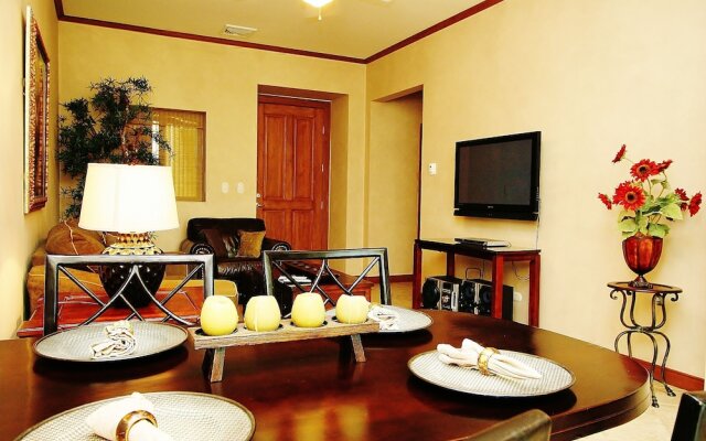 CR Luxury Los Sueños Condos