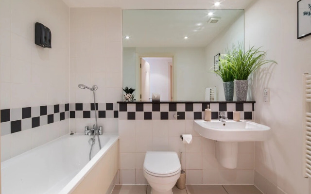 The Hoxton Apartments