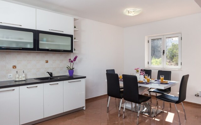 Apartment Supetar