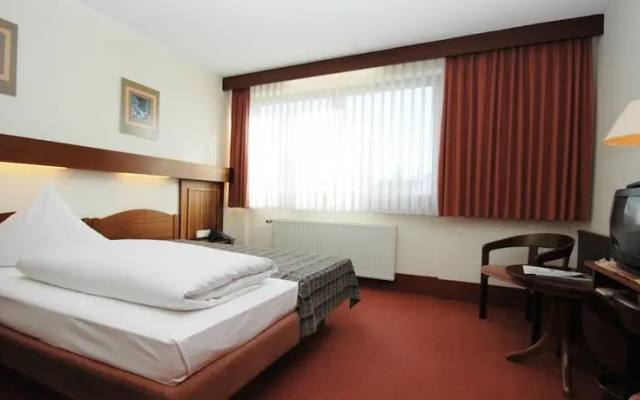 Hotel Am Hafen Garni