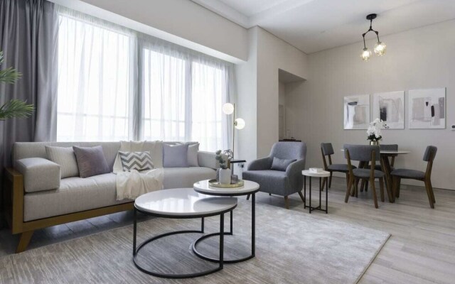 Delightful 2BR Apartment Privà Living