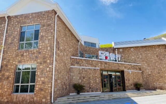 Yunmeng Shanju Guesthouse