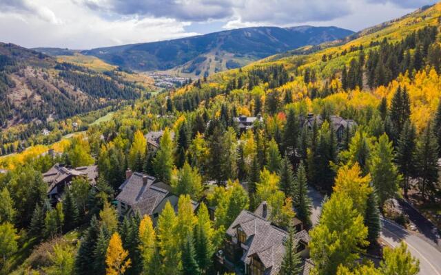 Modern Beaver Creek Private House