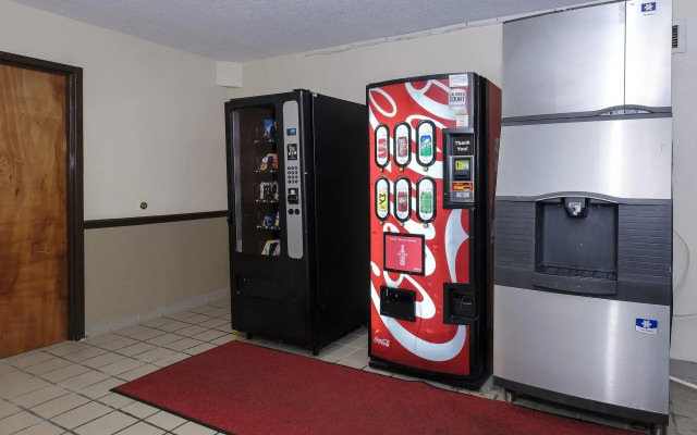 Red Roof Inn & Suites Jacksonville, NC