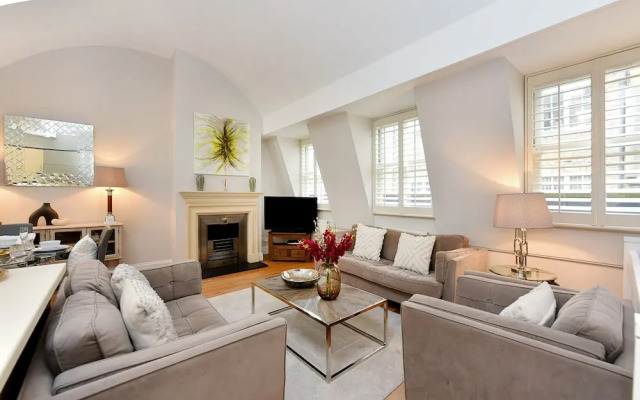 Stanhope Mews Exclusive - 1smw