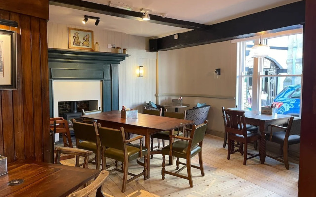Punch House