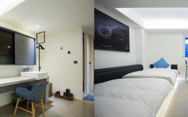 CHECK inn Taichung Liming