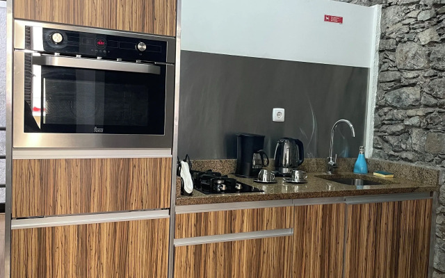 City Center Luxurious Studio Techas Place