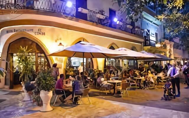 Hotel Colonial Blanco