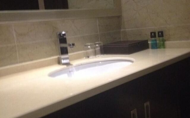 Seasons Meridien Boutique Hotel