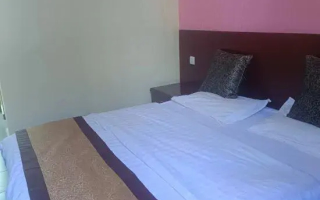 Yufeng Hotel