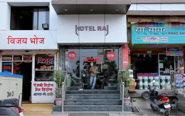 OYO 1959 Hotel Raj
