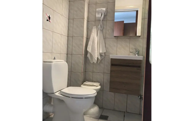 Anthousa Hotel