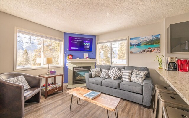 Banff Boundary Lodge 2 BR Condo & studio