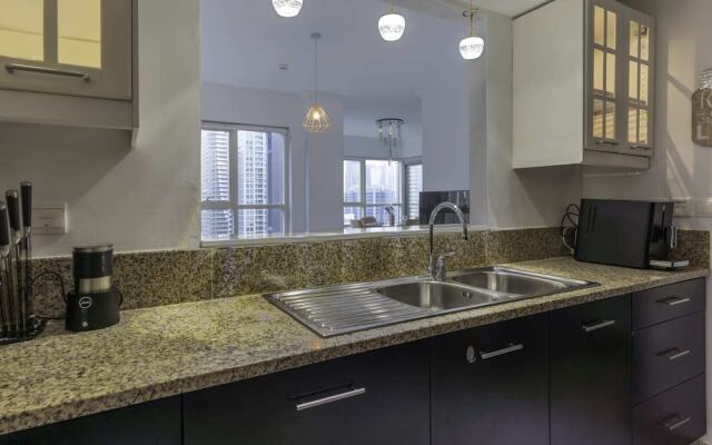 Splendid Apt With Breathtaking Dubai Marina View!