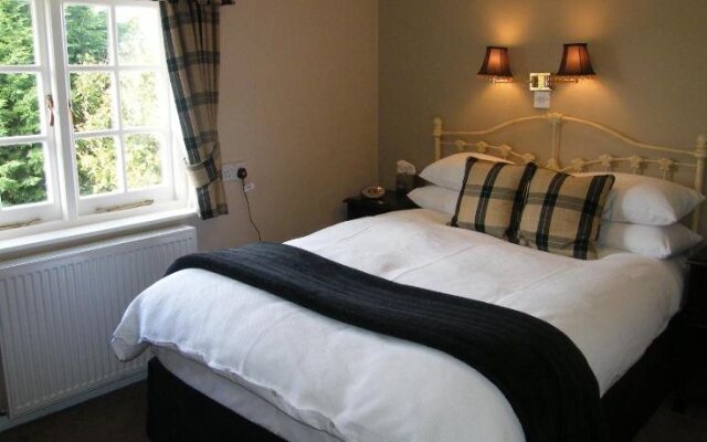 The Tumbling Weir Hotel & Restaurant