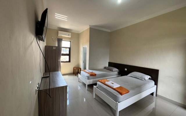 Mater Dei Homestay – Guest Rooms – Tanjung Redeb