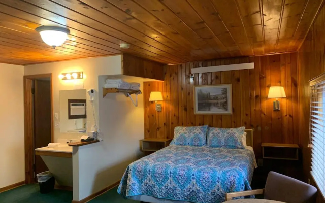 Meadow Park Motel on 385