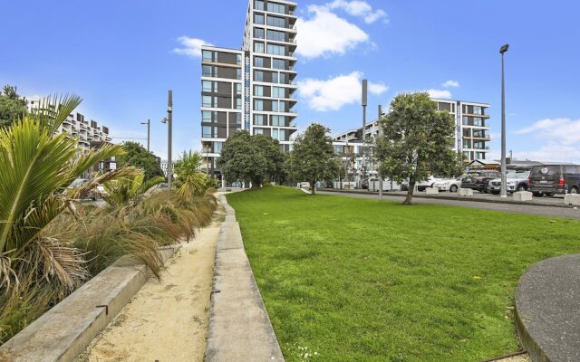 Chic contemporary in Wynyard Quarter