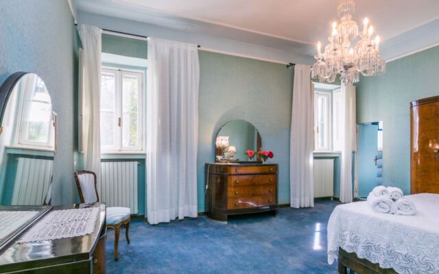 Villa La Guardia Vecchia 28137