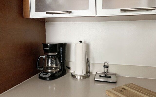 Miami World Rental - Midtown 507