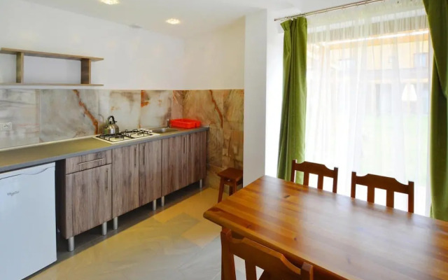 Holiday Home With Garden, Close to the Beach