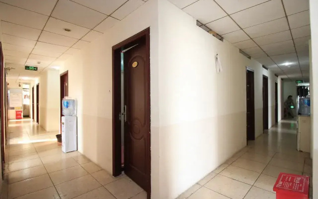 Jinpeng Hostel (Shenzhen Nanshan)