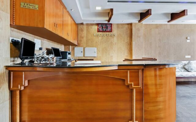 Itsy Hotels Prakasam Residency