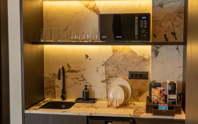Suites By Le Reve