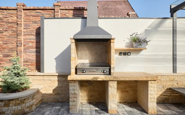 Villa in Radvanice With hot tub