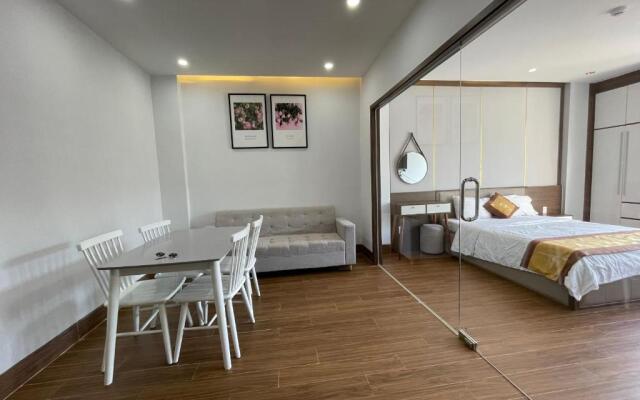 Fullmoon Apartment by RentalFM