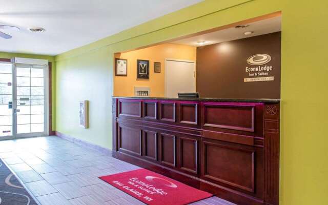 Econo Lodge Inn & Suites