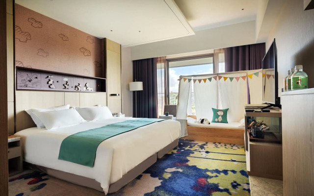 Fame Hall Garden Hotel