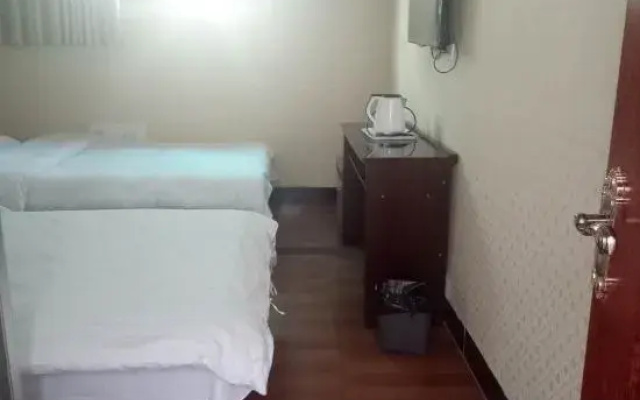 Lingshi Youth Hostel