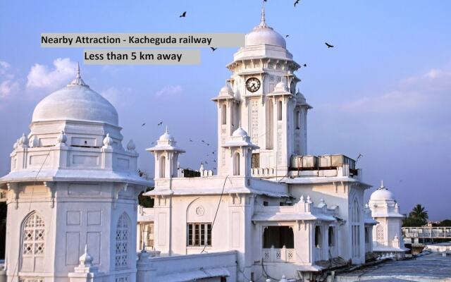 Saba Service Apartments by OYO Rooms