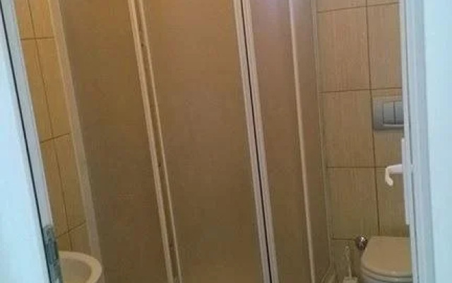 Uğur Apart