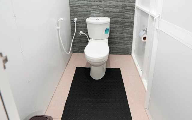 V&C Hideout Villa & Hostel