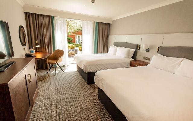 Hilton St Anne's Manor, Bracknell