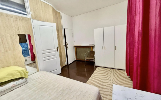 Paris Star Hotel 