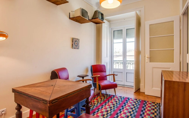 ALTIDO Fantastic 3BR Apt w/ City Views & Workspace in Principe Real