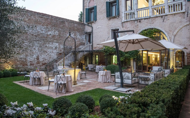 Hotel Nani Mocenigo Palace