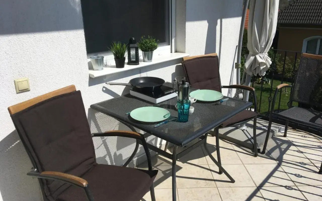 Balatonlelle Apartmanház
