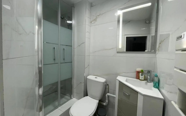 2 bedrooms 2 bathrooms 1 min Palais & beaches