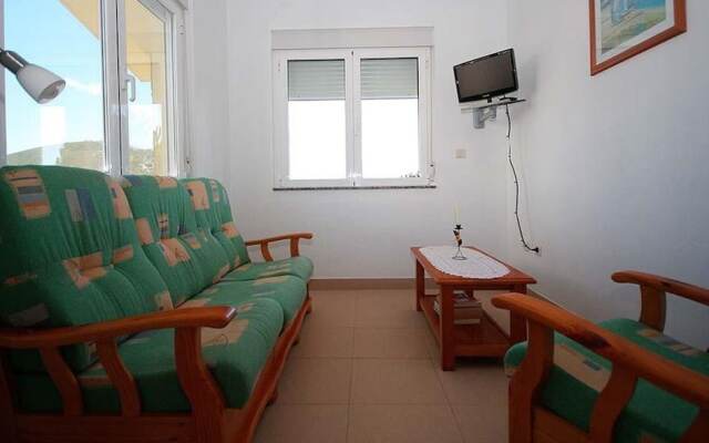 Apartment in Larino A Coruna 102060