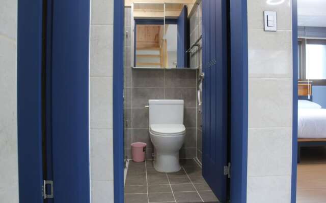 Samwoo Yacht Village