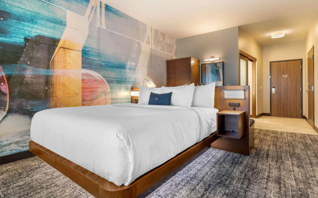 Cambria Hotel Davenport Quad Cities