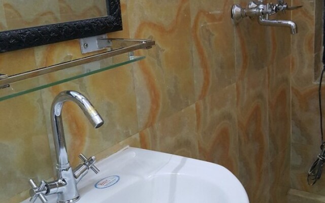BnB Royal Tourist House