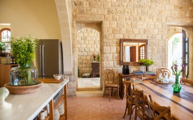 Beyt El Jabal Guest House - Der el Qamar