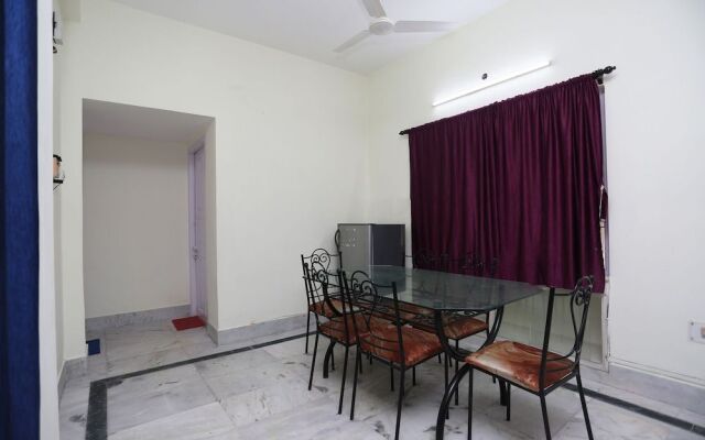 Oyo 28019 Surya Guest House